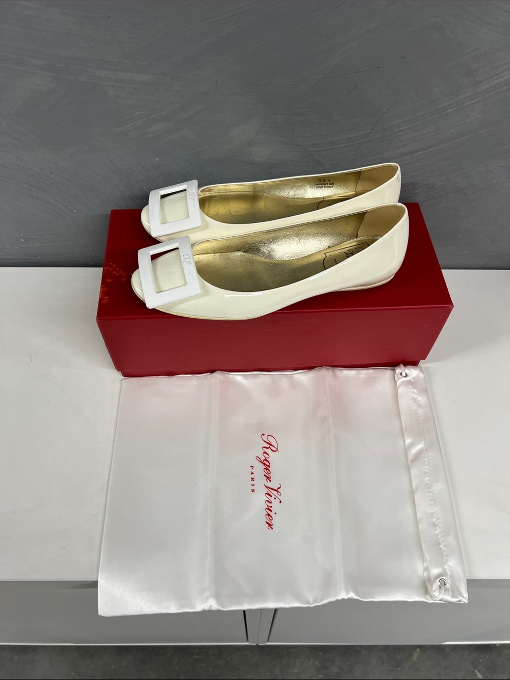 Roger Vivier Ivory Leather Ballerina Flats with Square Buckles